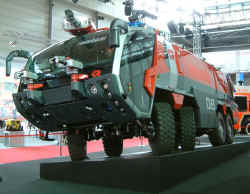 Panther flugvallaslökkvibifreið.