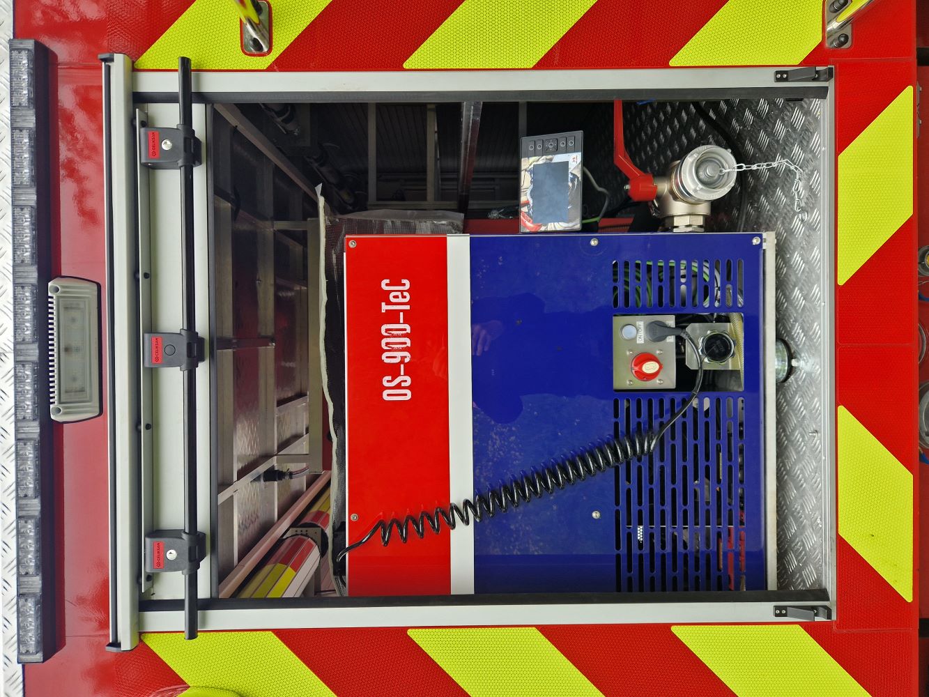 SHS Slökkvibifreið Mercedes Sprinter slökkvibifreið