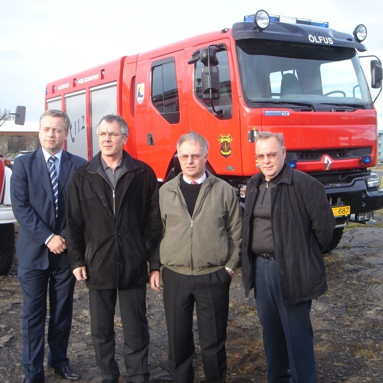 Brunamála-. bæjar-, slökkviliðs- og framkvæmdastjóri