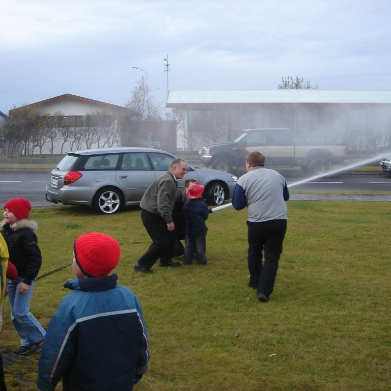 Allir fá að sprauta