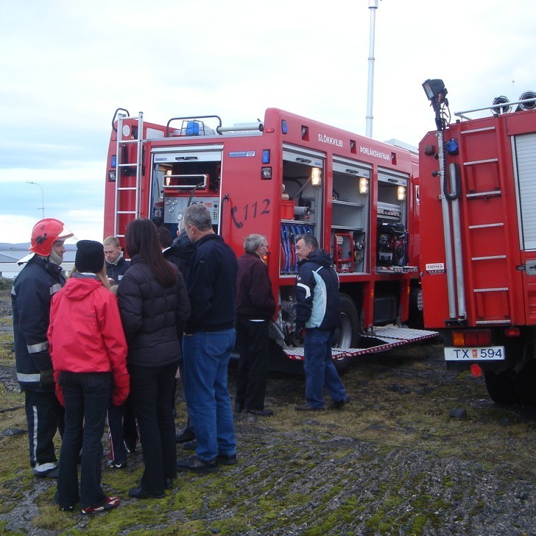 Frá afhendingu Þorlákshafnarbifreiðar