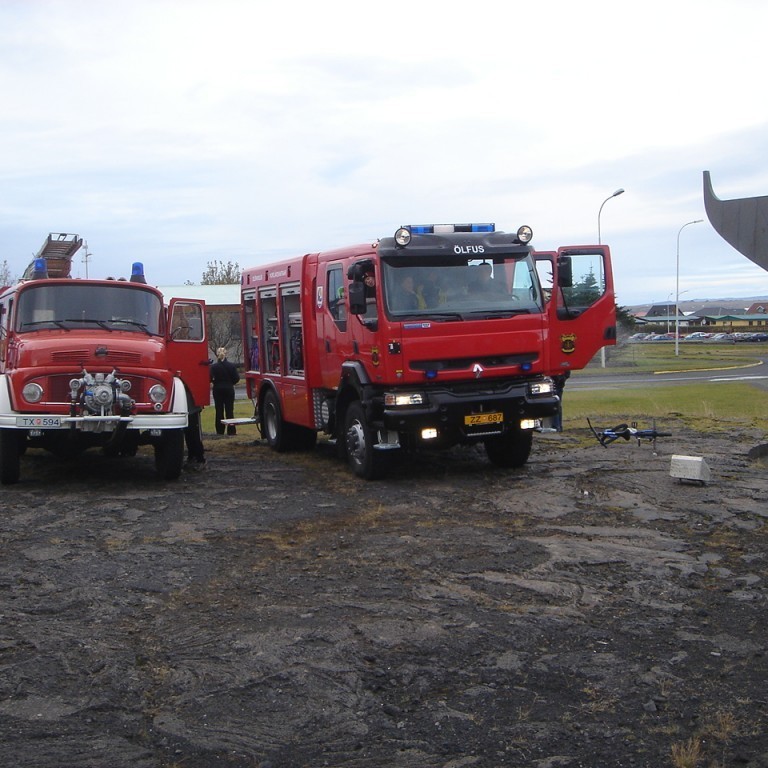 Frá afhendingu Þorlákshafnarbifreiðar