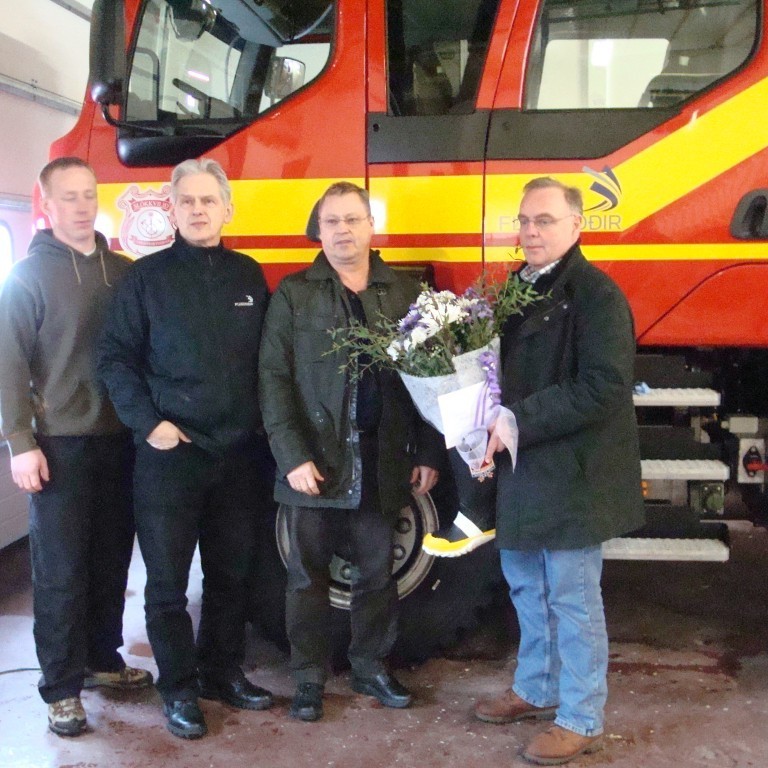 Ragnar oddviti, Bjarni Flugstoðum sveitastjórinn og Benedikt