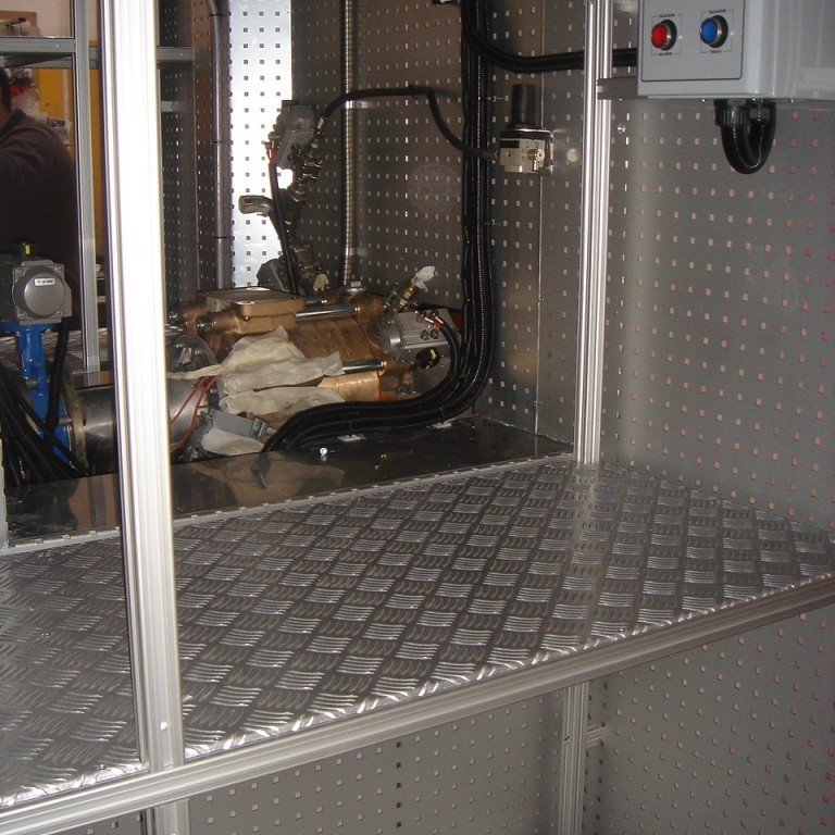 Miðskipsdæla í BAS