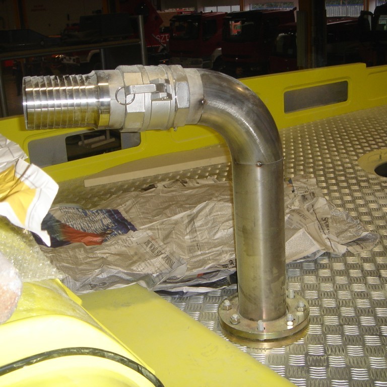 Lögnin að úðabyssu á þaki