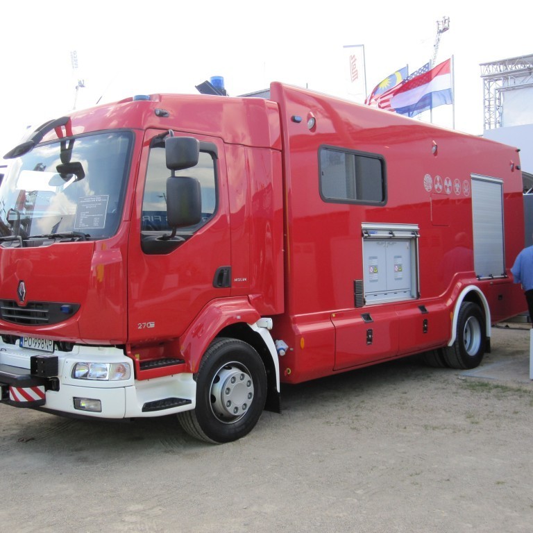 Iss Renault stjórnstöðvarbifreið