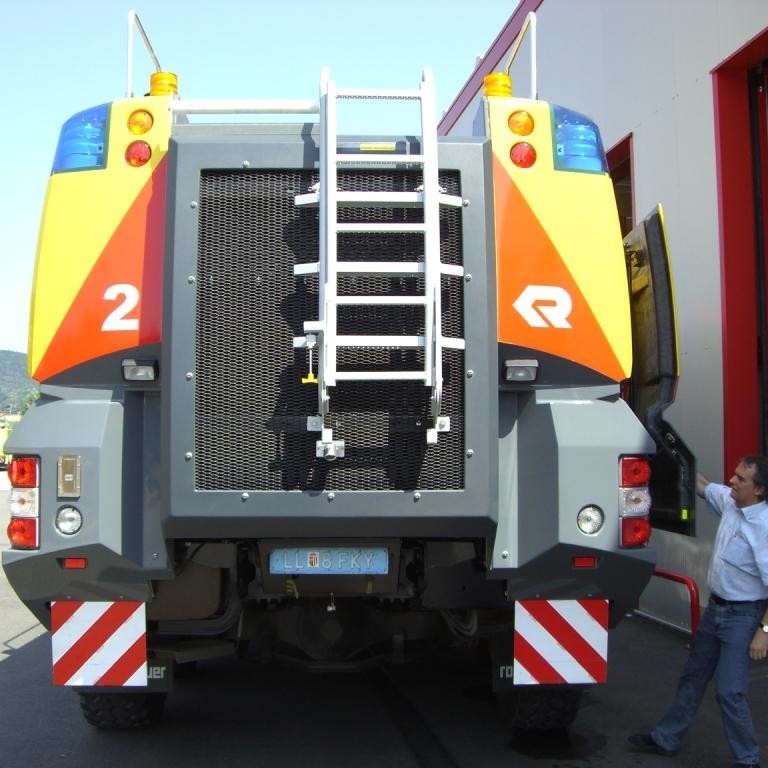 Rosenbauer Panther 6x6 á Kastrup flugvelli