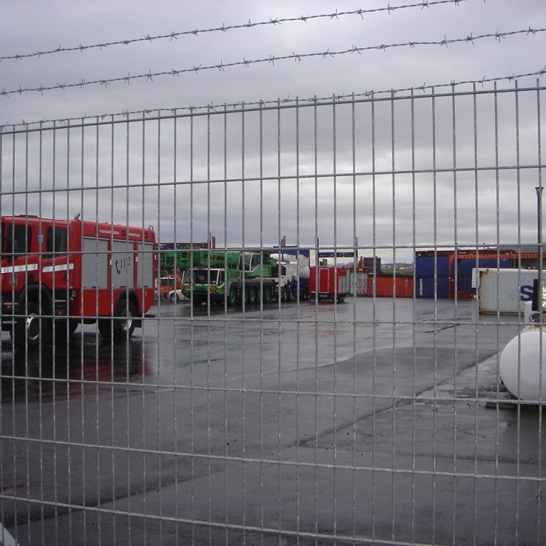 Á athafnasvæði Samskipa