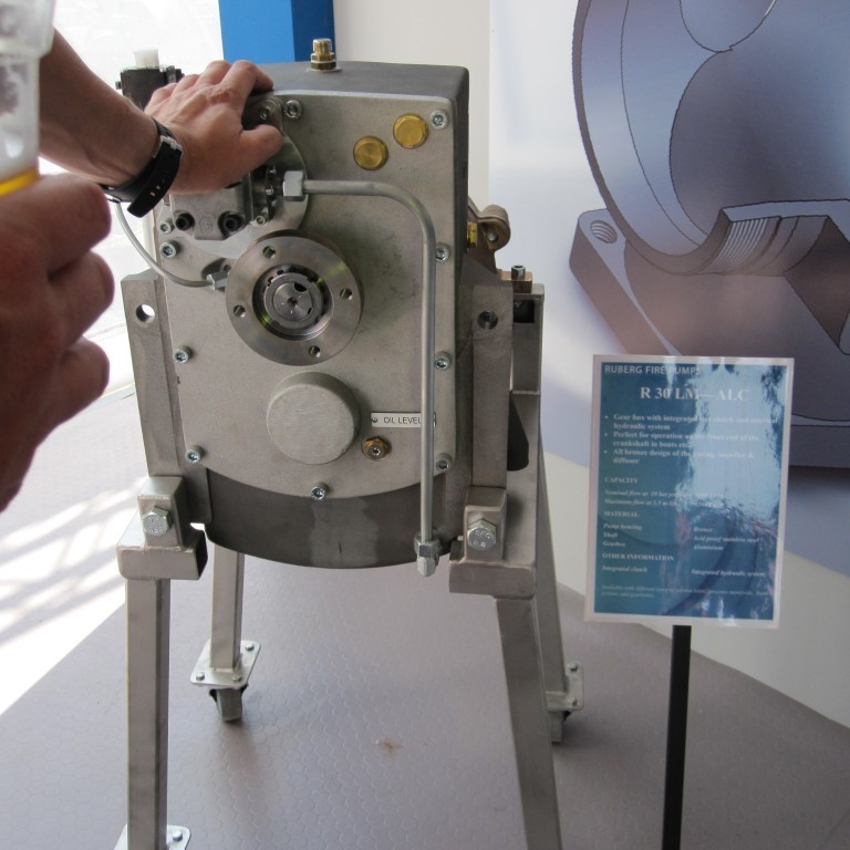 Ruberg R30LM-ALC Gíkassi