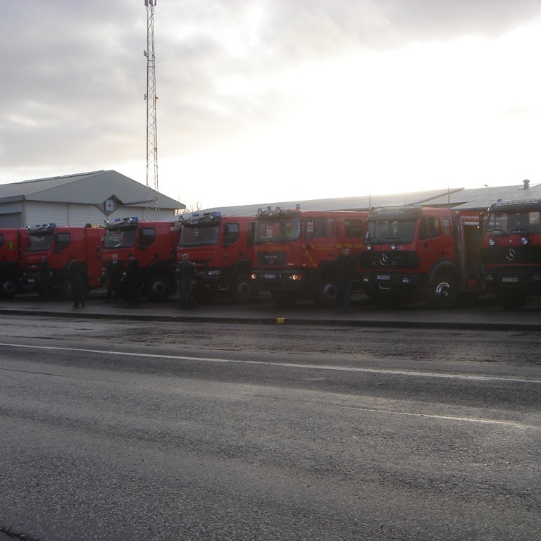 Flotinn fyrir utan stöðina