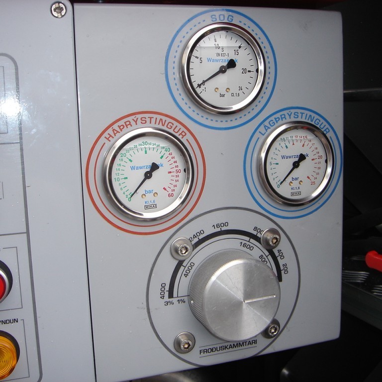 Hægri hluti dælustjórnborðs