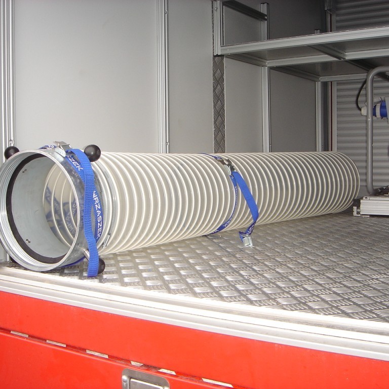 Barki fyrir losun úr vatnstanki um 10