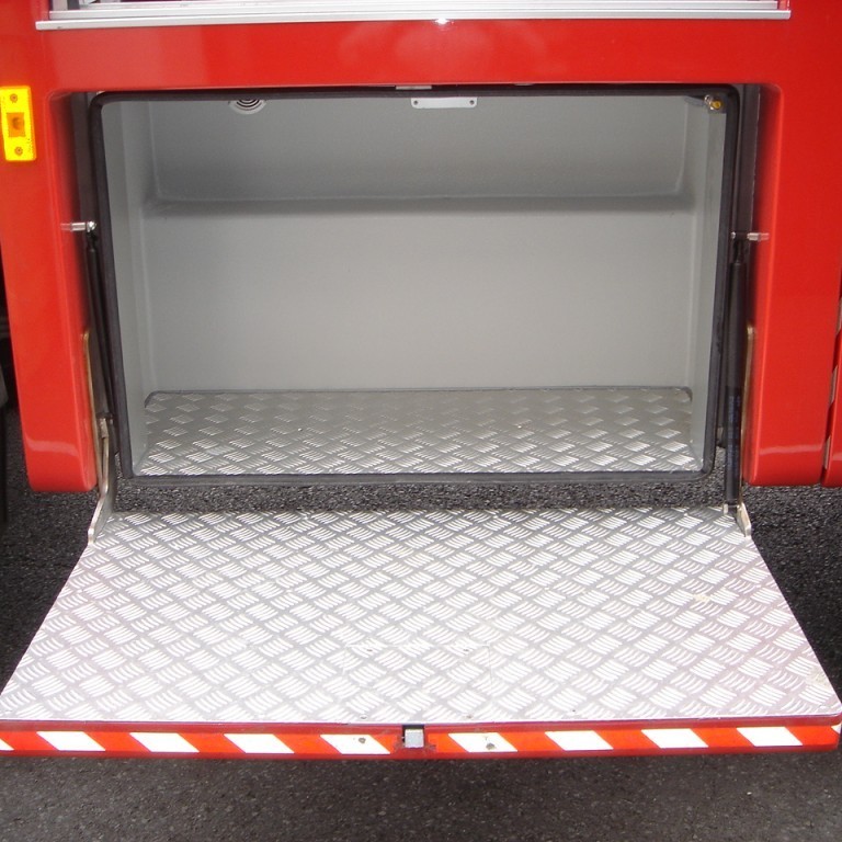 Neðri skápur vinstra megin