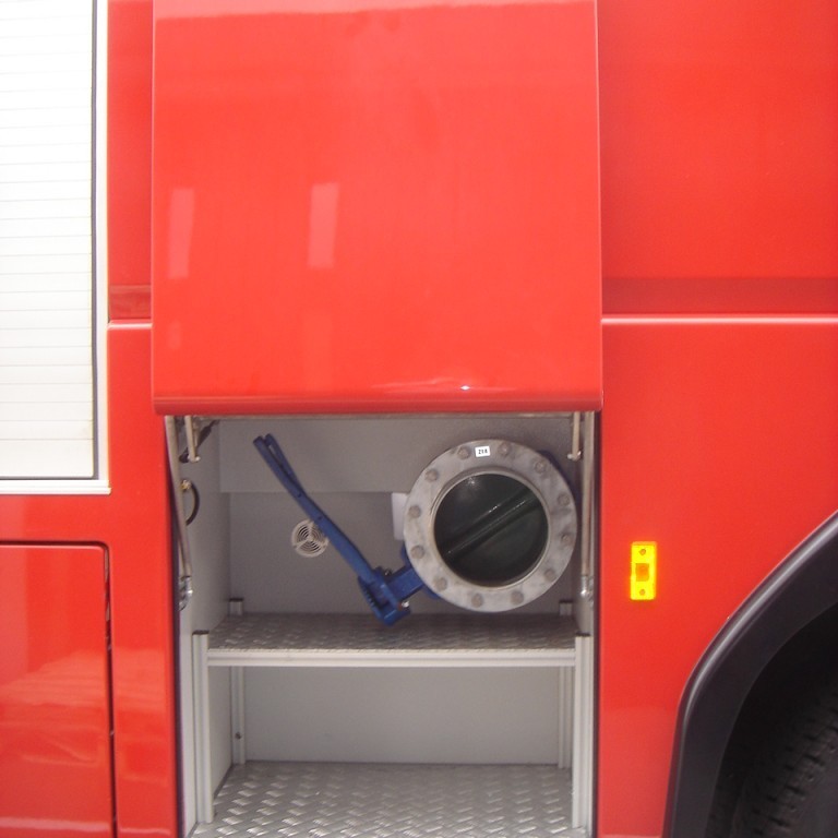 Neðri skápur vinstra meginn með losun um 10