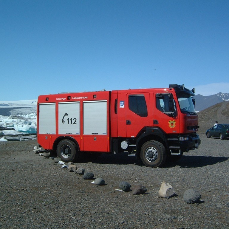 Slökkvibifreið Fjarðabyggðar við Jökulsárlón