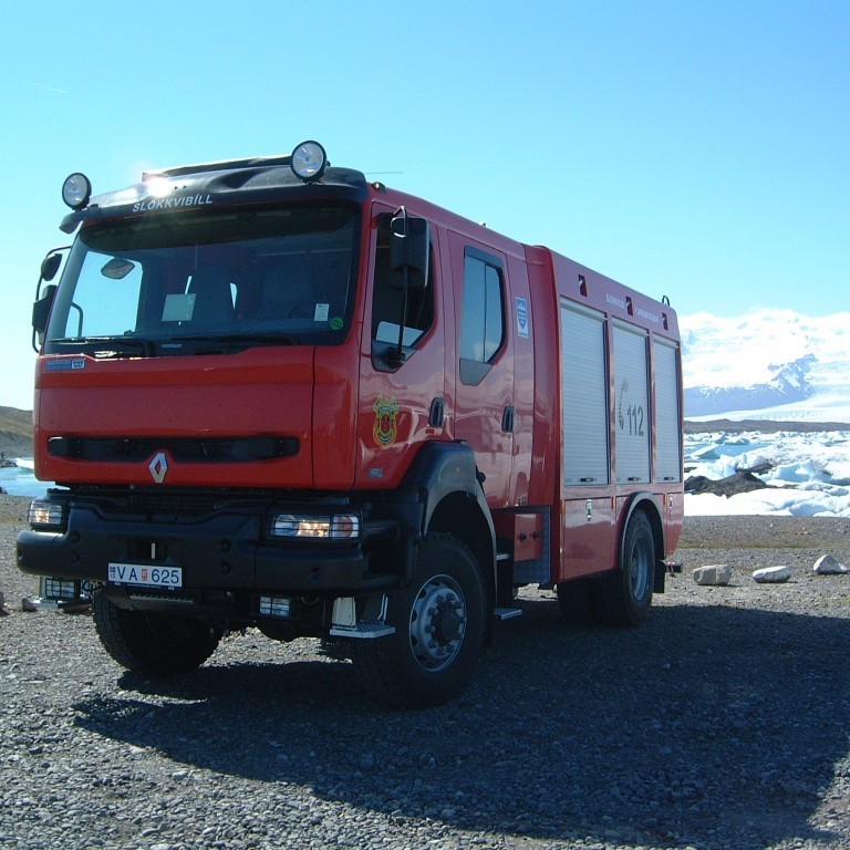 Slökkvibifreið Fjarðabyggðar við Jökulsárlón