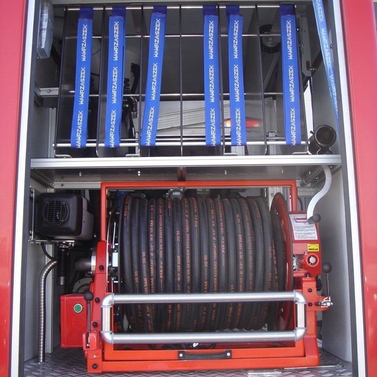 Slöngurekkar og háþrýstikefli