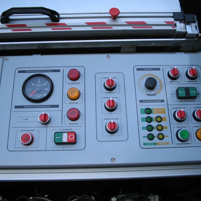 Hægri hluti dælumælaborðs