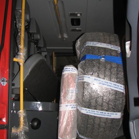 Séð inn í áhafnarhúsið