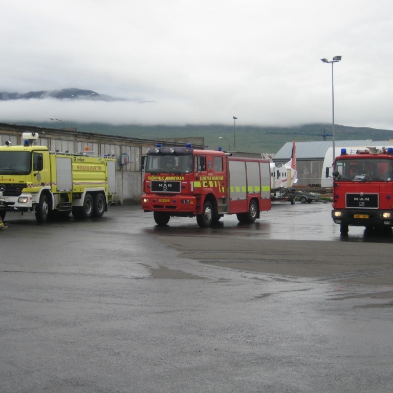 FLF7000/1000 Rosenbauer Buffalo Stöðin