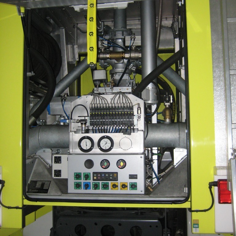 FLF7000/1000 Rosenbauer Buffalo Dæluborð