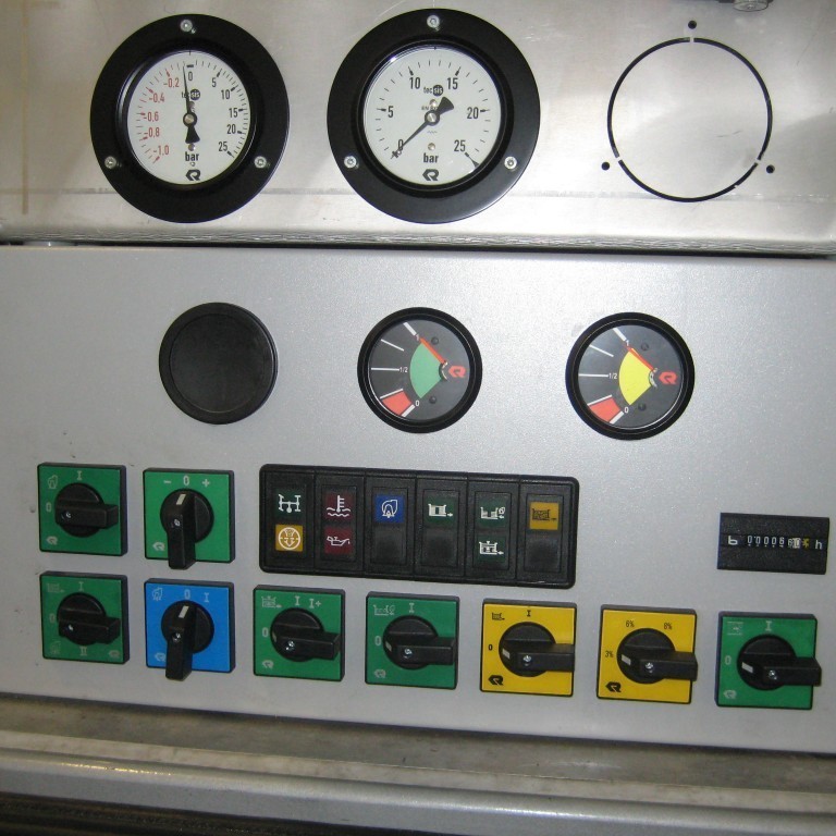 FLF7000/1000 Rosenbauer Buffalo. Dæluborð