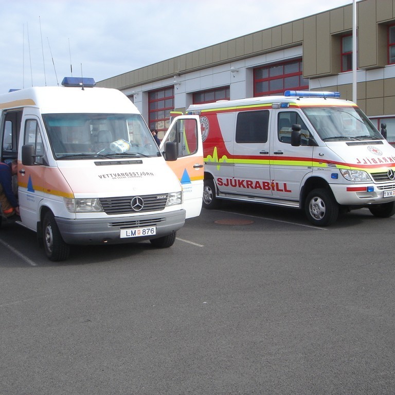 Hann er víst betri þessi sem er nær þó gamall sé