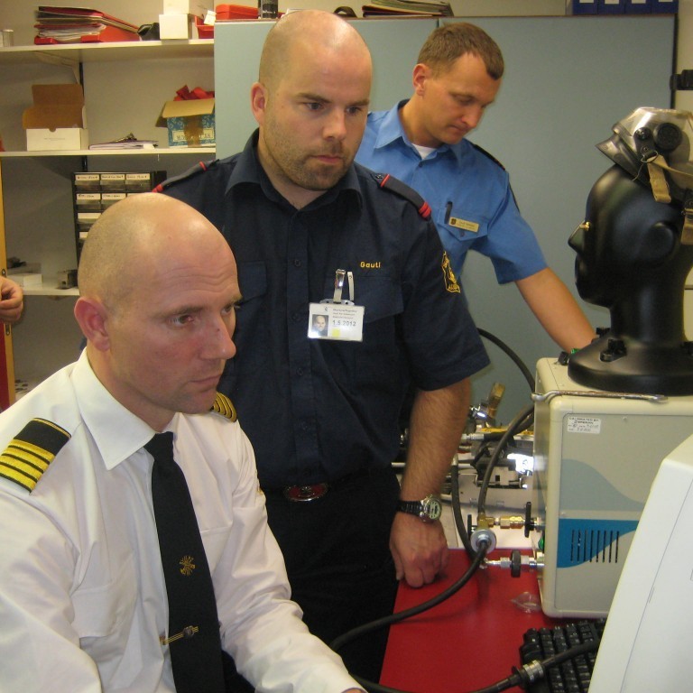 Allir urðu að prófa til að útskrifast