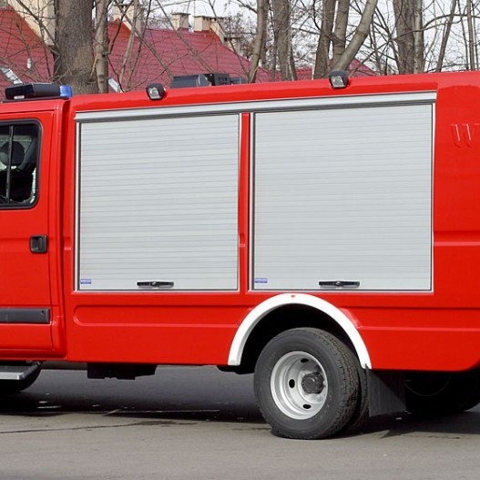 TLF1000/110 4x2 ISS-Wawrzaszek Renault slökkvi og björgunarbifreið með áhafnarhúsi
