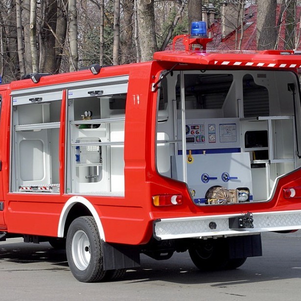 TLF1000/110, 4x2, ISS-Wawrzaszek, Renault, slökkvi og björgunarbifreið