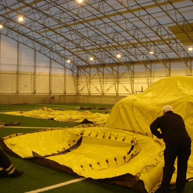 Tjöldun í fullum gangi