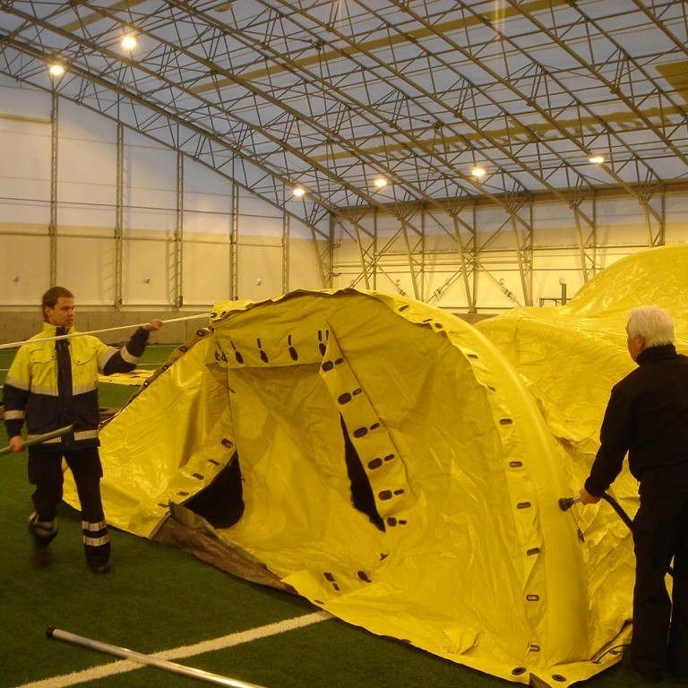 Tjöldun í fullum gangi