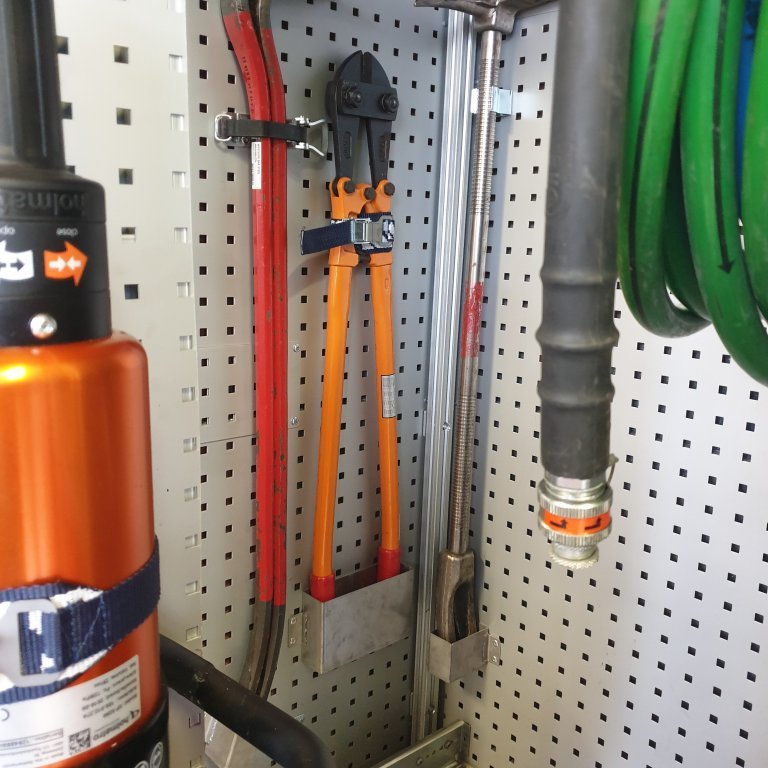 Skápur nr. 7 verkfæri