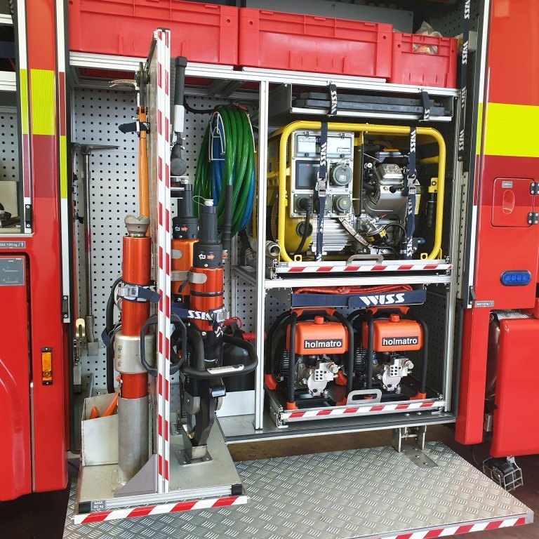 Skápur nr. 7 Holmatro björgunartæki