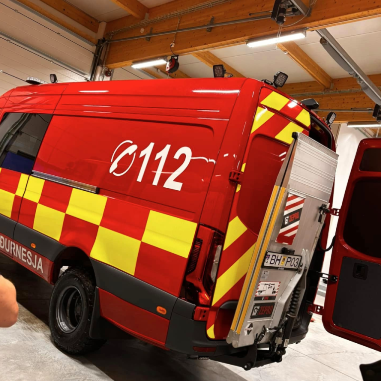 Áhafnar- og flutningsbifreið Brunavarna Suðurnesja