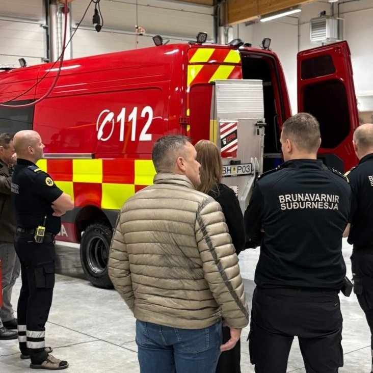 Áhafnar- og flutningsbifreið Brunavarna Suðurnesja