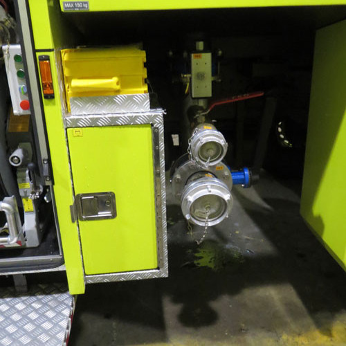 Inntök öðru megin 125mm og 75mm.