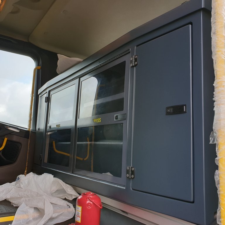 Innrétting í yfirbyggingu