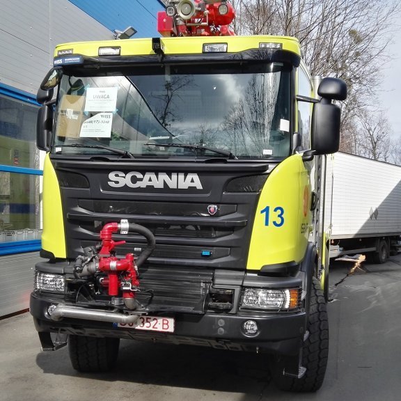 Isavia Flugvallaslökkvibifreð 10.000 l. 6000 l. dæla og CAFS froðukerfi