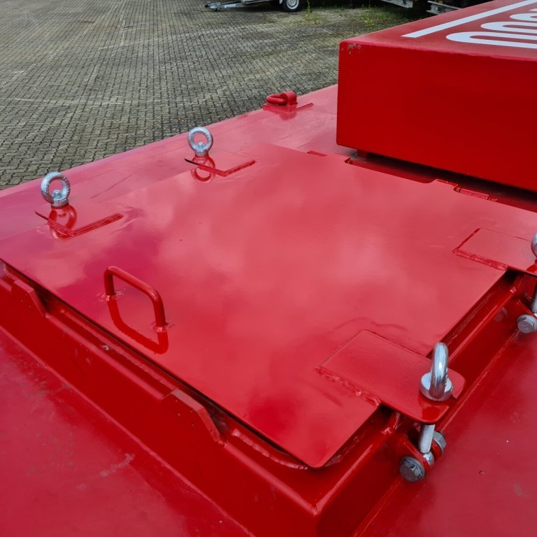 Mannop á krókheysistank