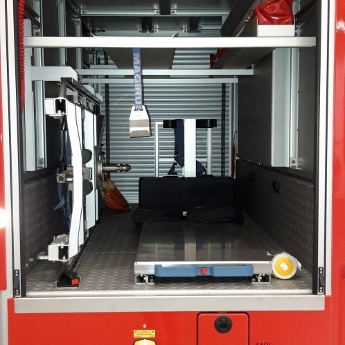 Magirus stigabifreið fyrir Slökkvilið Akraness og Hvalfjarðarsveitar. Lengsta stigabifreið sem flutt hefur verið til landsins fyrir slökkvilið.