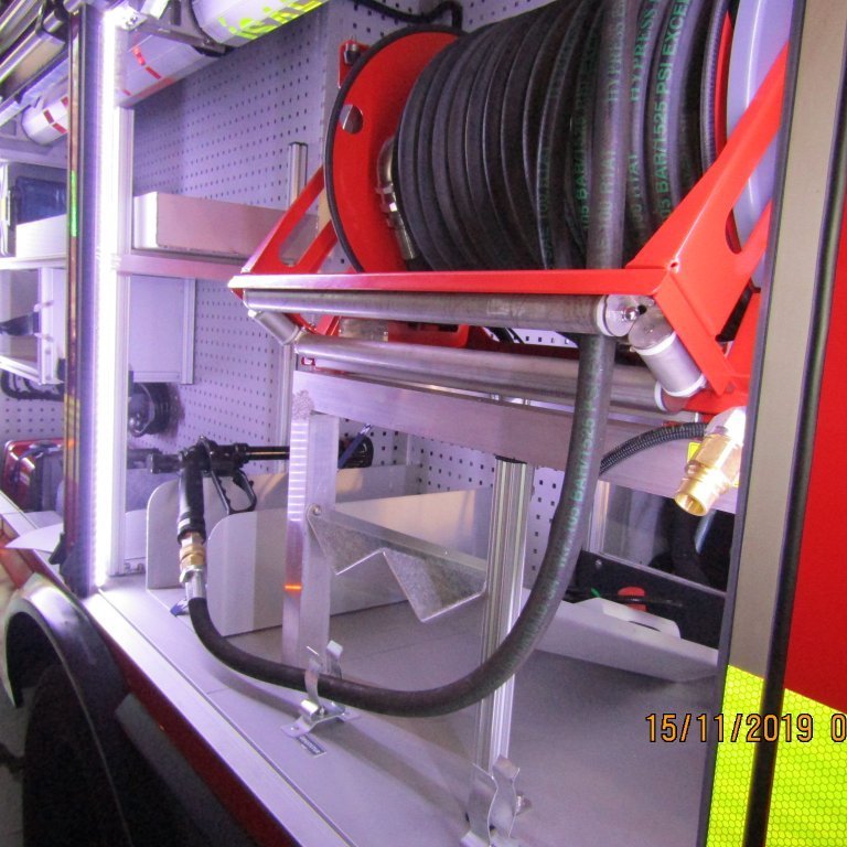 Skápur nr. 2 Háþrýstislöngukefli 1