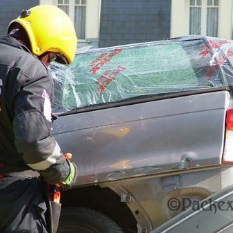 Packexe SMASH® varnarfilma til að auðvelda störf við klippi og björgunarvinnu