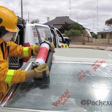 Packexe SMASH® varnarfilma til að auðvelda störf við klippi og björgunarvinnu