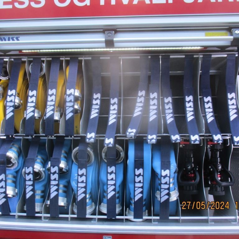 Miðskápur vinstra megin