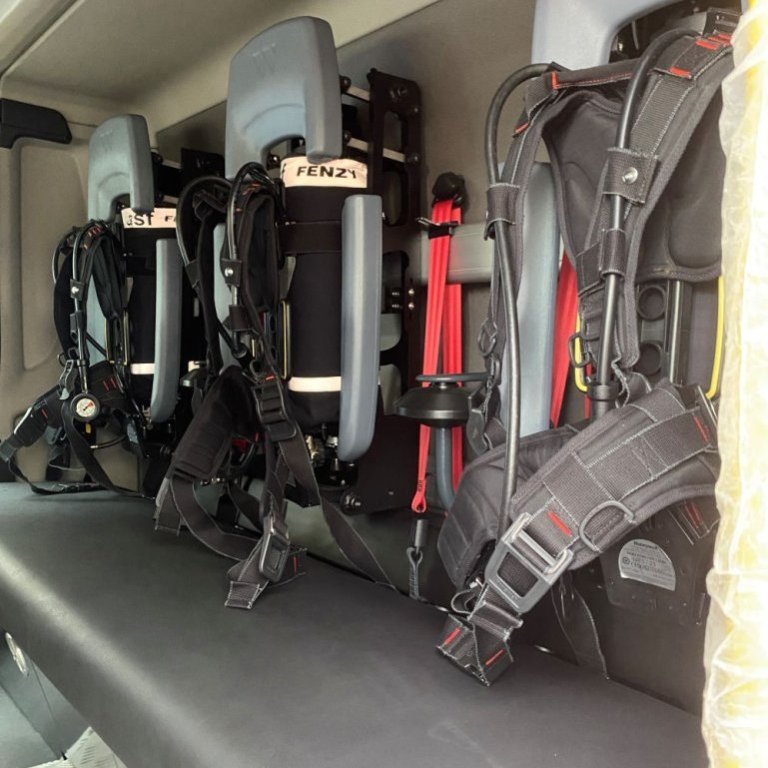 Reykkafarabekkur í áhafnarhúsi