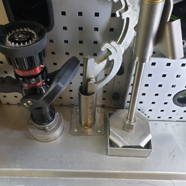 Festing fyrir ColdCut Cobra lensuna, Protek úðastútur og lyklar