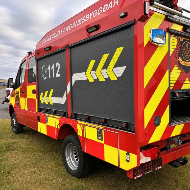 Vinstri hlið eftir merkingar