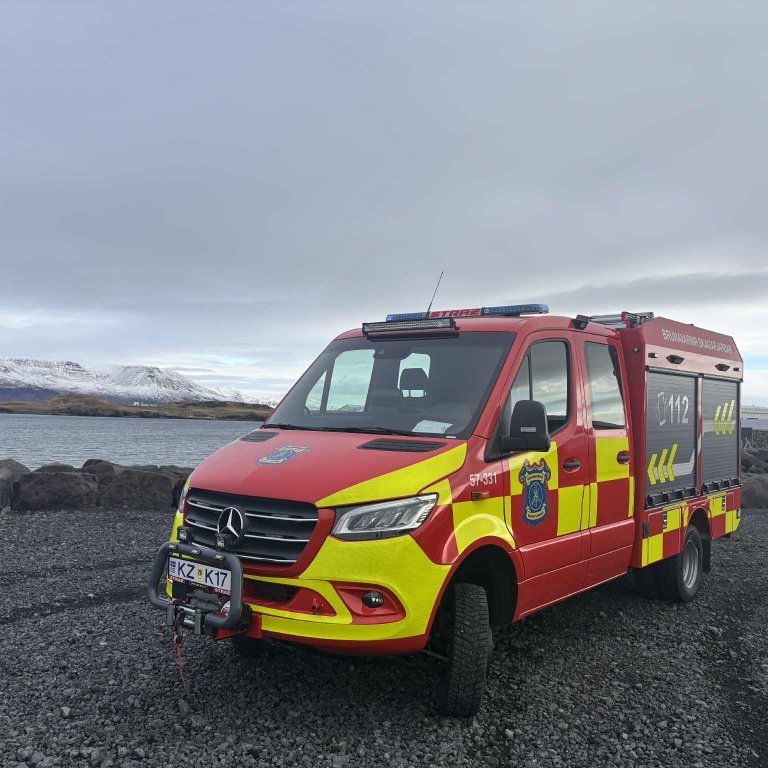 Undanfaraslökkvi og björgunarbifreið