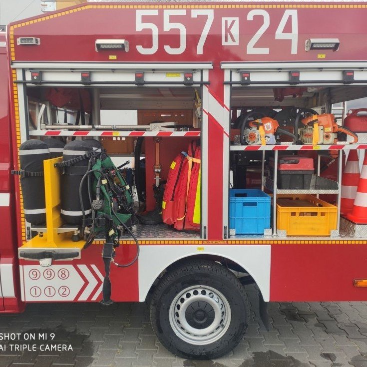 Undanfaraslökkvi og björgunarbifreiðar á ýmsum gerðum undirvagna.